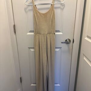 Soft and Comfortable Beige Sleeveless Jumpsuit